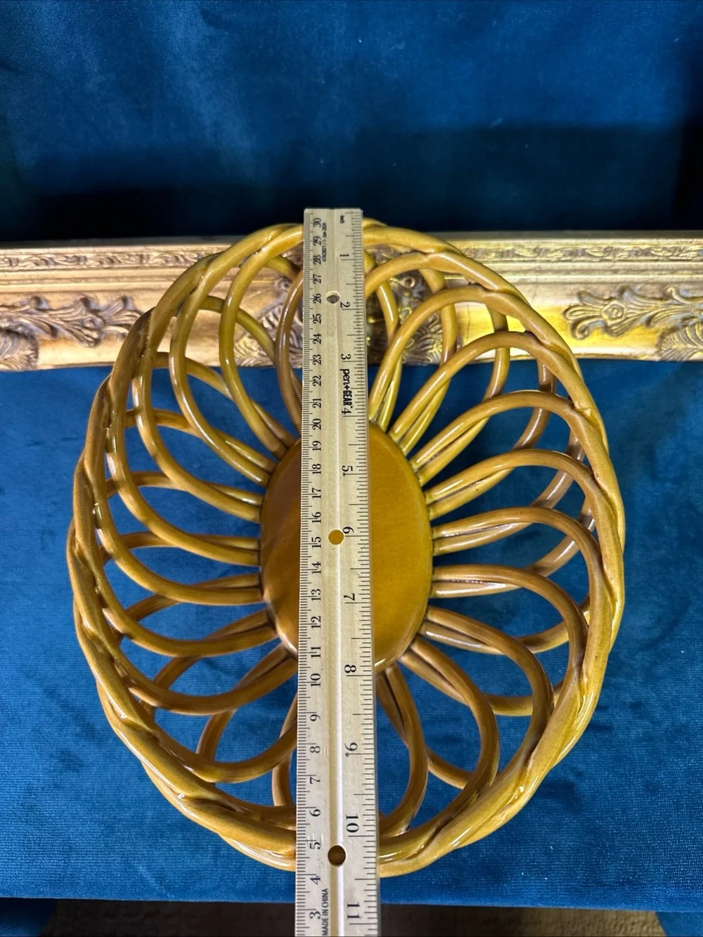 Eucalyptus Stoneware Oval Bread Basket 11